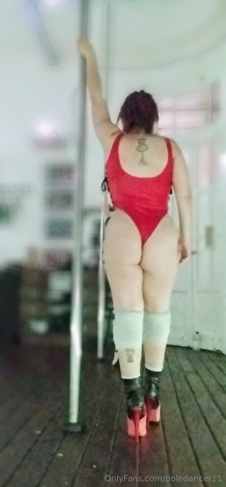 Poledancer11 pornstar exclusive photo