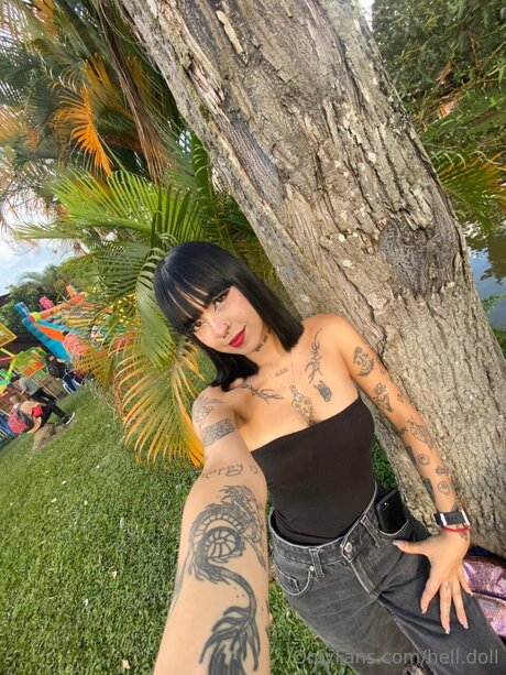 Hell Doll adult model pictures