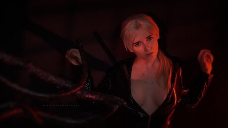 Freenightchrysanth model perfect pic