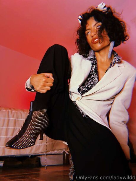 Ladywildd free model archive