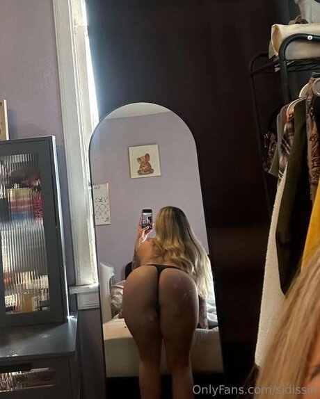 Sidissin nude actress images