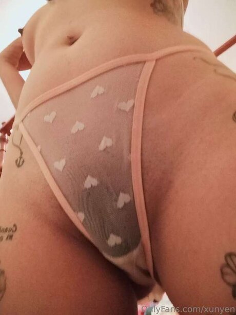 Xunyen perfect actress gallery