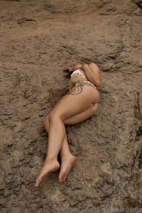 Simonbauershoots model nude photo