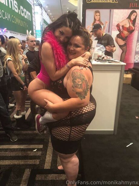 Monikamynx69 pornstar nudes photos