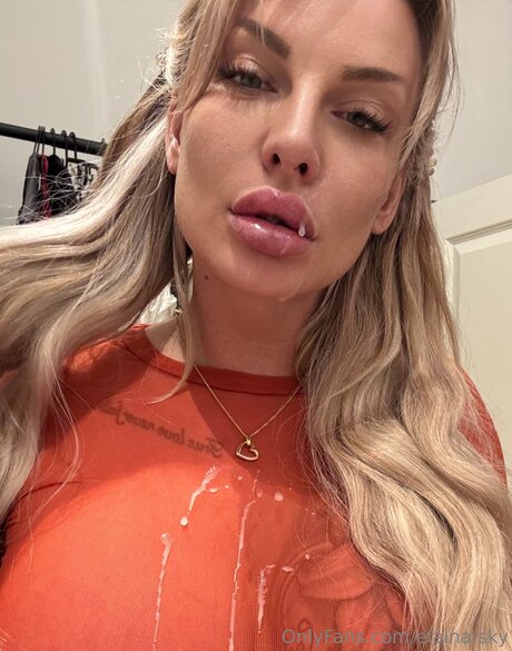 Elaina Sky nudes model gallery