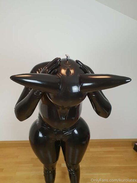 Kurolatex model best image