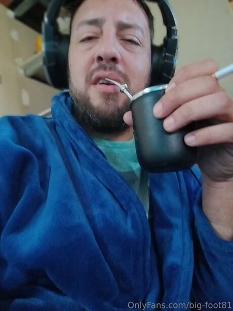 Big Foot81 pornstar beautiful images