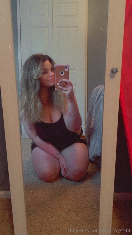 Amethyst93 model adult photo