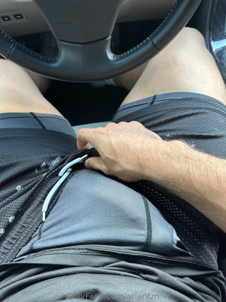 Arianfzn hd pornstar gallery