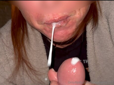 Jaydealexis222 naked model pic