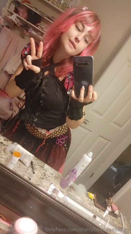 Brattybondagebunny pornographic star image