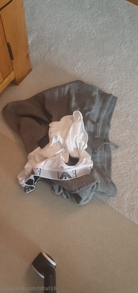 Tittat16 porn actress picture