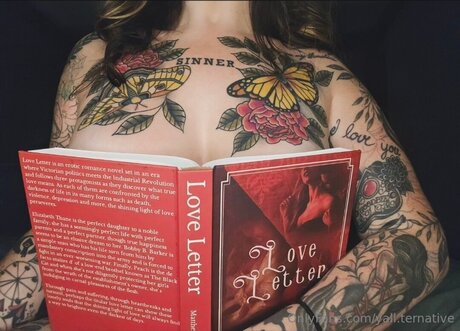 Yall Ternative star exclusive photos