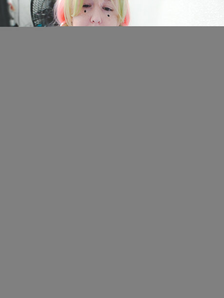 Maybemana model high quality pics