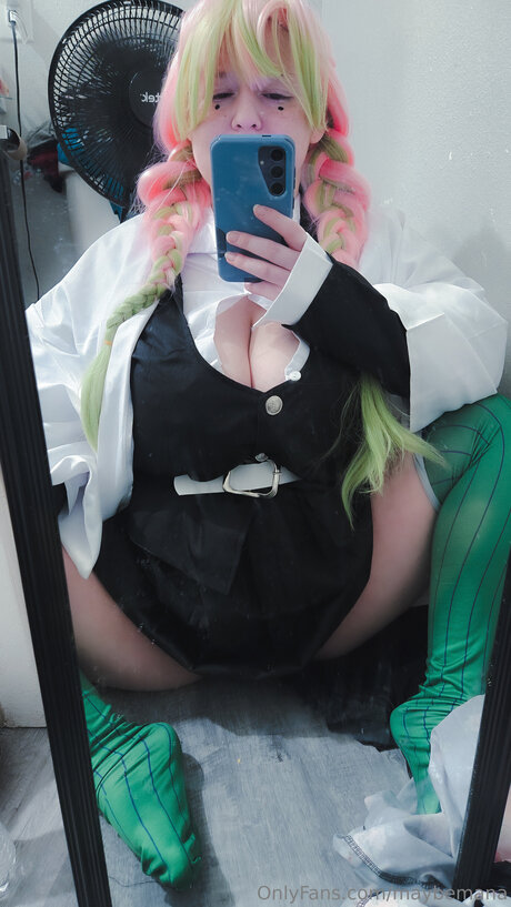 Maybemana model high quality img