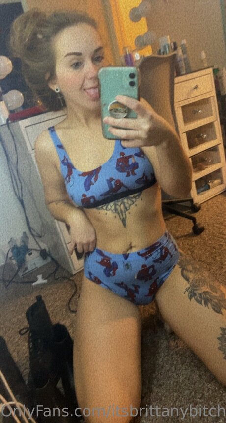 Itsbrittanybitch96 model naked pics