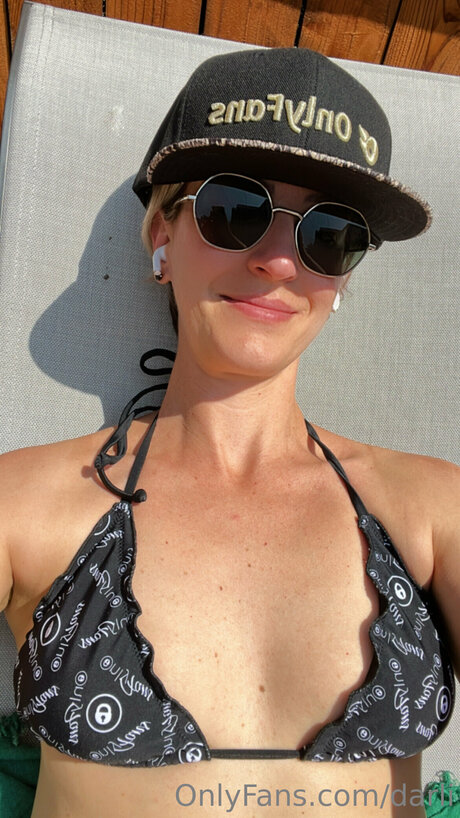 Darli beautiful actress photo