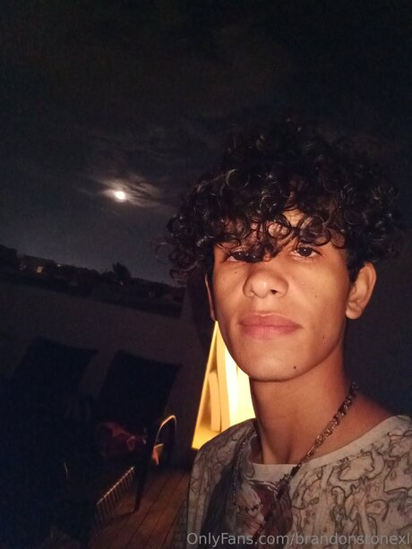 Brandonstonexl xxx model photo