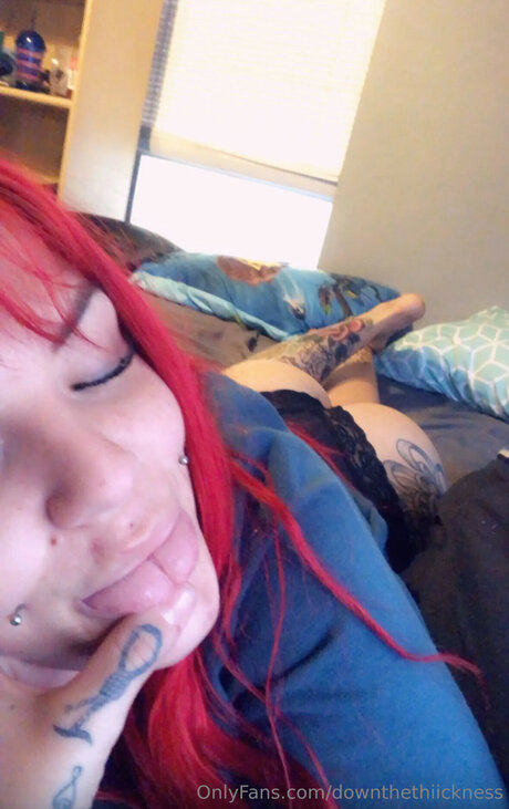 Downthethiickness hot pornstar pics