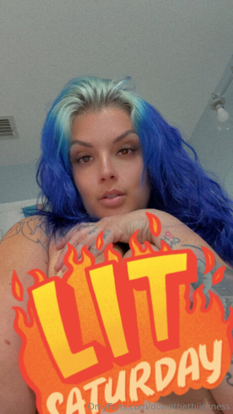 Downthethiickness pornstar erotic photos