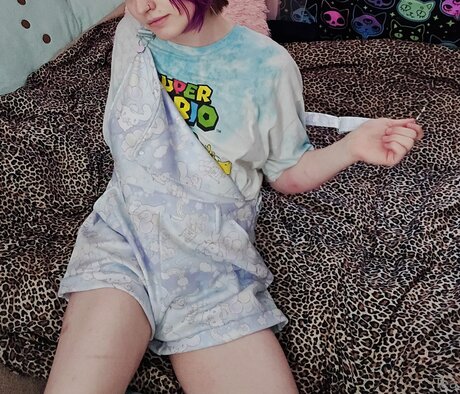 Naughtyleopard free pornstar pics