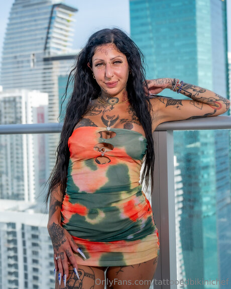 Tattooedbikinichef sexy actress gallery