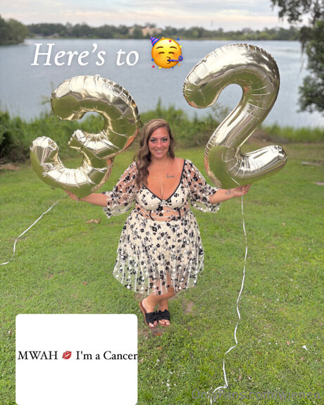 Wjenea naked star galleries