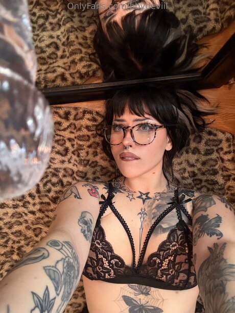 Bbydeviil sexy actress pictures