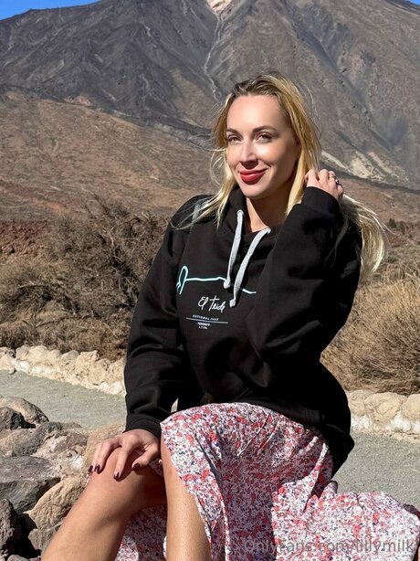 Lillymilk nice model pics