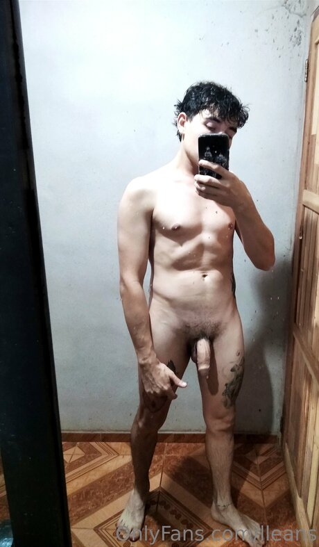 Lleans free model pics