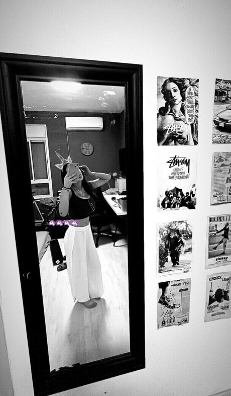 Pelegsaar sexy actress pictures