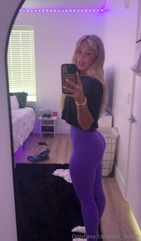 Lexii violett star pornographic photos
