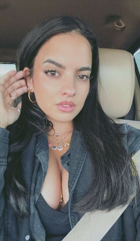 Nina Drama nude pornstar img