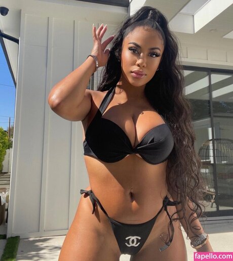 Yasmin Elopez pornstar art image