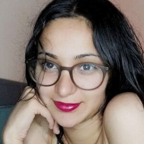 Saya Karim xxx model pics