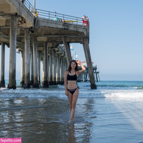 Elf queeen star naked photo