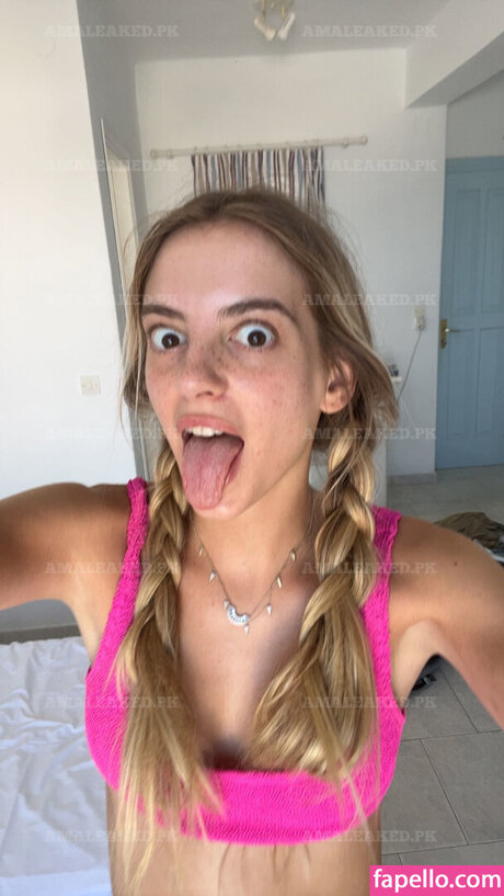 Konstantina Vorrea exclusive actress img