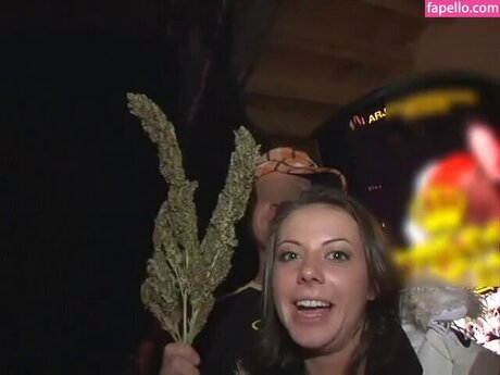 Penny Flame model pornographic images