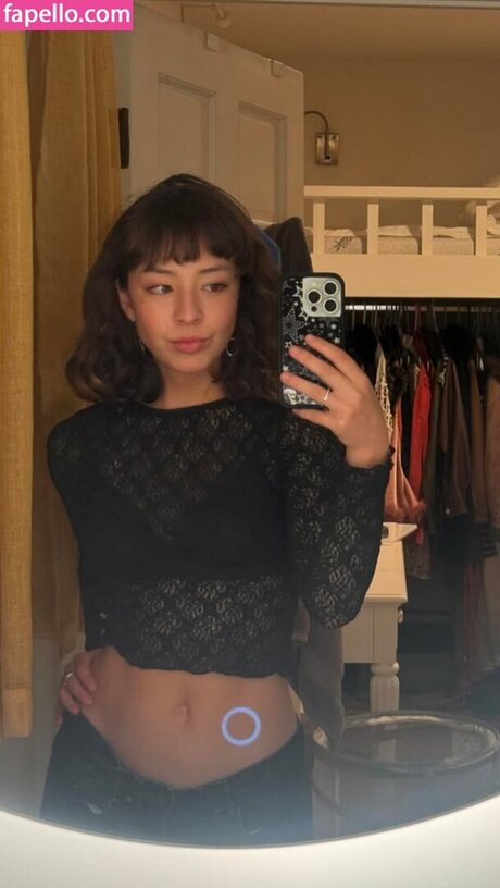 Aubrey Anderson Emmons model pretty image