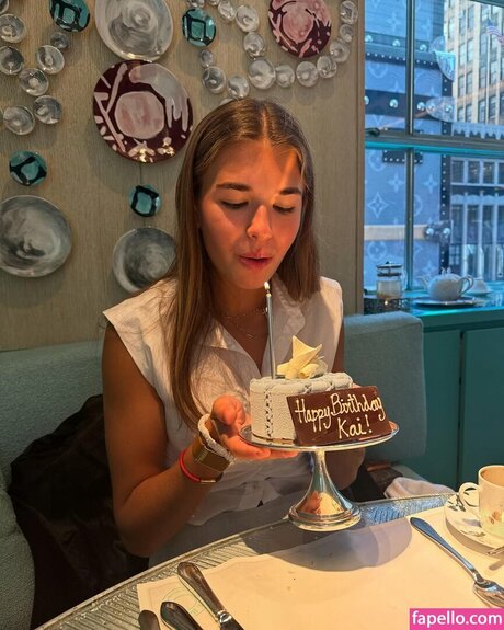 Kai Trump pretty actress image