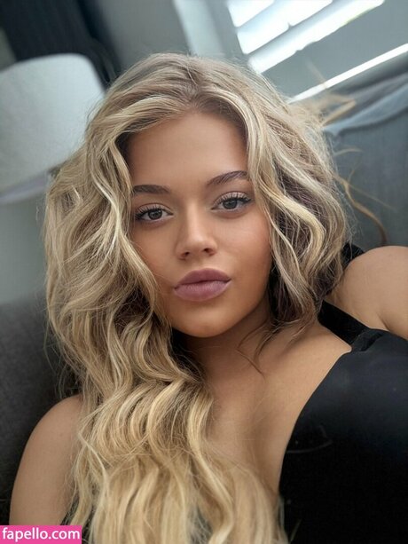 broke4blake top actress img