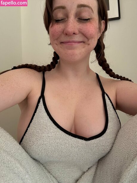 lacroixjenkins hot actress image