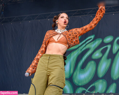 Nina Chuba model erotic images