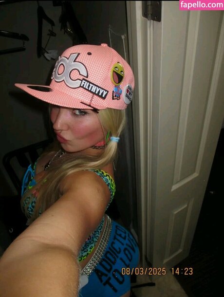 Bella Bodden pretty actress photo