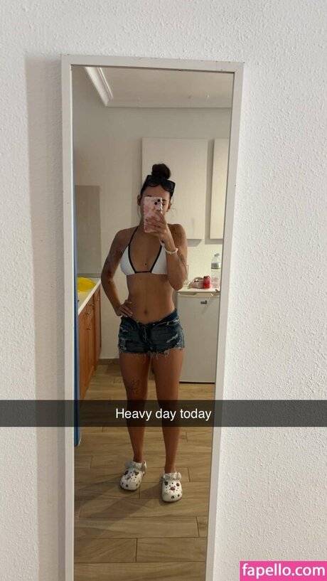 mkdobo erotic model img