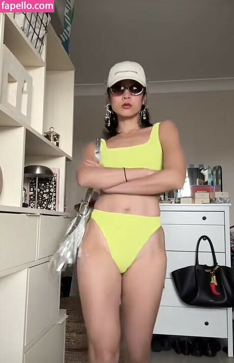 _liullland sexy model image