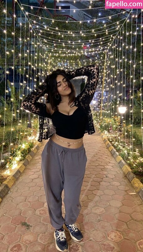 kritiii444 perfect actress photos