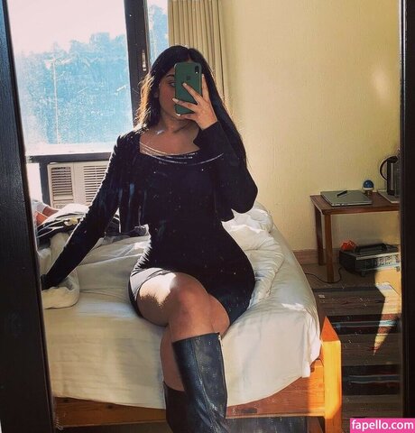 kritiii444 sex model photo