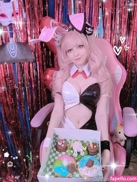 Suminoze sexy model pictures