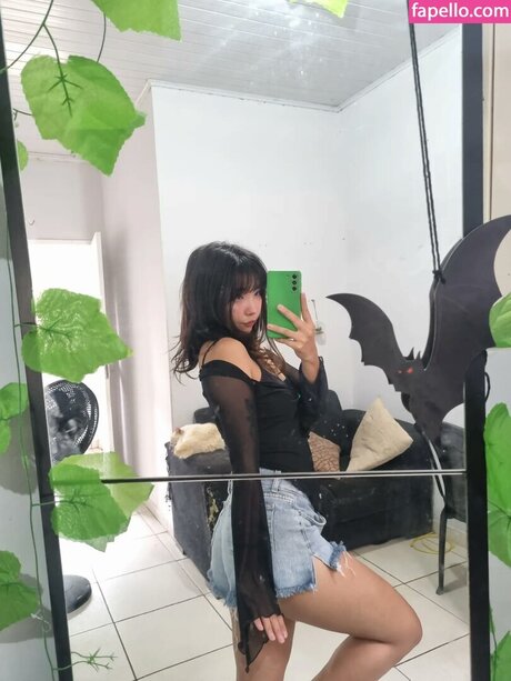 Sayurim_ naked actress images